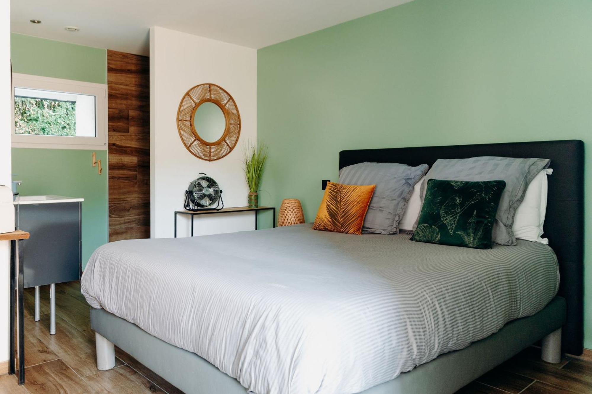 La Villa D'Helene 2 - Chambres D'Hotes Bnb Et Appartements - Cluses Ngoại thất bức ảnh